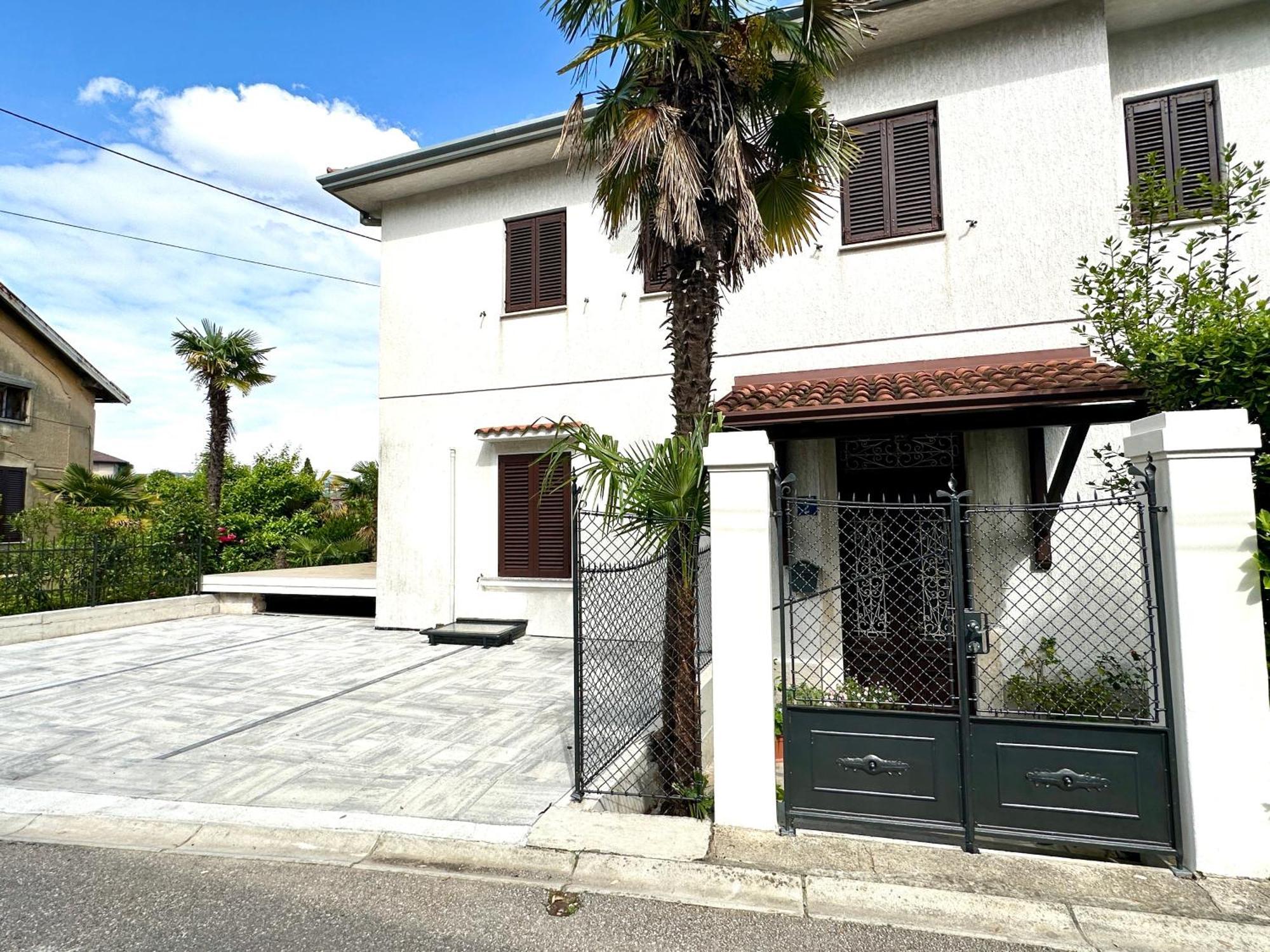Apartments Villa Ida Opatija Luaran gambar